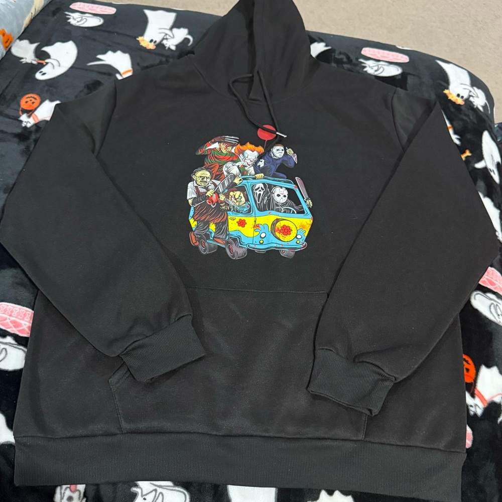 Black Men's Graphic Hoodie! The favorite horror icons in the Mystery Machine NWT